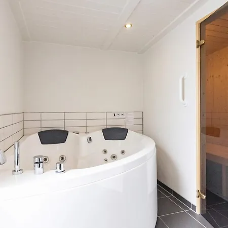 度假居 8 Person In Ebberup-by Traum
